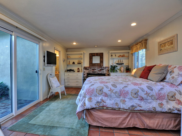 Santa Cruz Vacation Rental - 1600 West Cliff - Bedroom 3